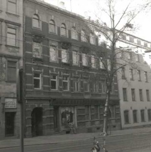 Zwickau-Bahnhofsvorstadt, Bahnhofstraße 60. Wohnhaus mit Ladeneinbau