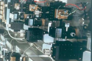 Berlin. Heinrich-Hertz-Institut. Laser-Sendemodule für das zehnkanalige kohärente TV/HDTV-Verteilsystem