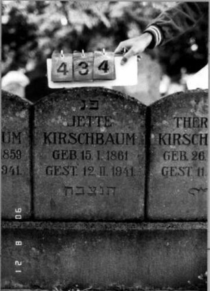 Grabstein 433-435: Grabstein 434