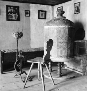 Kachelofen : Kachelofen (1701/1800). Kaufbeuren, Stadtmuseum