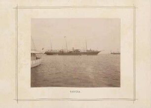 Kriegsschiff "Savoia" im Hafen von Genua
