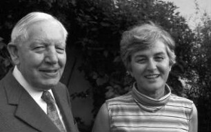 Freiburg: Im Oberfeld 10; Prof. Dr. Johannes Künzig; und Frau Dr. Werner (Künzig)