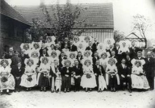 Hochzeit in der Niederlausitz : Gesellschaftliche Volkskultur - Sitten im Laufe des menschlichen Lebens - Hochzeit. Ort: Delnja Łužica / Niederlausitz. Hochzeit.