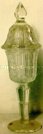Kristall-Pokal mit Deckel