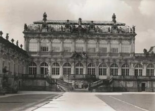 Dresden. Zwinger. Mathematisch-Physikalischer Salon. Frontalansicht