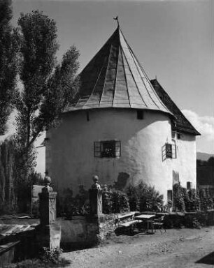 Maria Saa. Propsteipfarr- und Wallfahrtskirche Mariä Himmelfahrt. Turm (1235/1520)