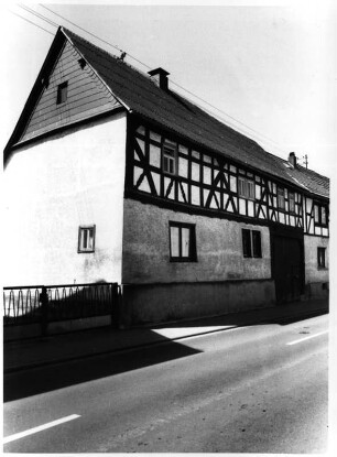 Schöffengrund, Rheinfelser Straße 24
