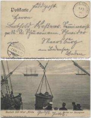 Passagiere gehen im Ladekorb von Bord, Deutsch-Südwestafrika