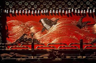 Japan. Detail eines Schreins : Japan. Fahrbarer Schrein beim Frühlingsfest // Rolling shrine at spring festival