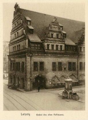 Leipzig: Giebel des alten Rathauses