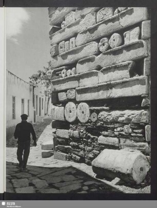 Paros. Die Burgkapelle im mittelalterlichen Kastro, die aus antikem Baumaterial ausgeführt wurde