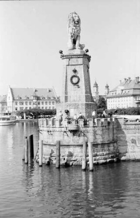Lindau: Löwendenkmal an der Hafeneinfahrt