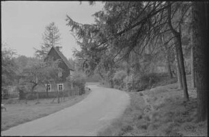 Wilsdruff-Grund. Huthaus Wüstarabien unterhalb der sog. Weißen Halde