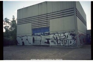 ROE ReD RoaD | THiS PLACE iS BOOMBED | ReD ROAD Roe ROAD | 97