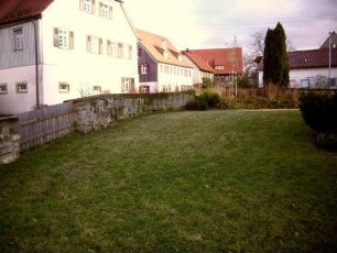 Kirchhof im Norden nach Osten