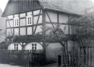 Fachwerkhaus in Schönau : Bauwesen - Wohnung, Exterieur. Ort: Šunow / Schönau. Fachwerkhaus mit Gebälk Haus Nr. 5.