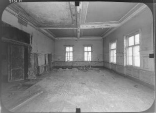 Dresden-Loschwitz, Grundstraße 1. Ehem. Rathaus mit Ratskeller. Innenansicht