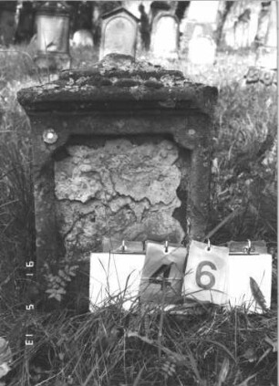 Grabstein 46 (Index: 99786655) Besonderheit: kein Formblatt vorhanden: Grabstein 46