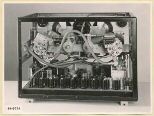 Überlagerungsmessempfänger HF 2841, Rückseite, Foto 1954