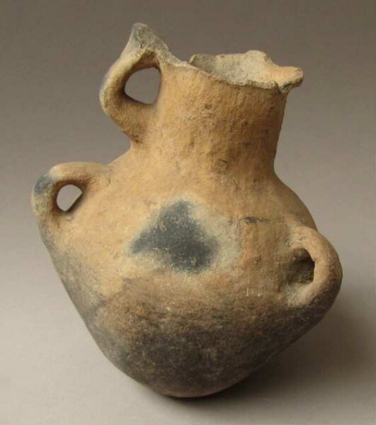 Clay vessel