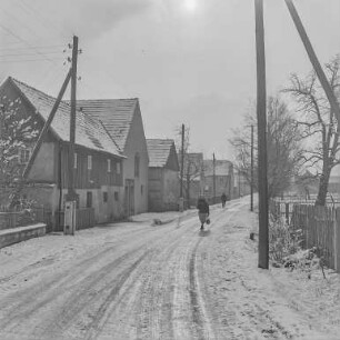 Kreckwitz, Dorf und Berge : Kreckwitz. Ortsansicht. Straßenbild