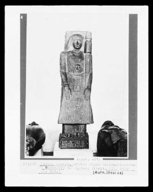 Statue eines Osirispriesters