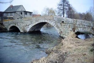 Steinbogenbrücke über die Ilm, Gebenblick zu vorherigen Bildern