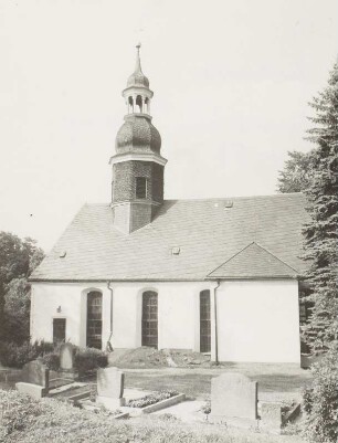 Mulda, Pfarrkirche : Mulda. Pfarrkirche. Ansicht über den Kirchhof von Süden