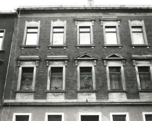 Wurzen, Walter-Rathenau-Straße 39. Wohnhaus (um 1880). Obergeschossfenster