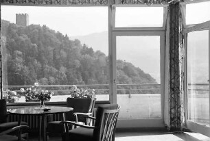 Waldkirch: Ausblick vom Kreiskrankenhaus; mit Burg