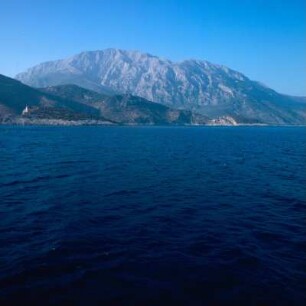 Samos. Südküste. Der Sphinxleib des Kerkis im Westen