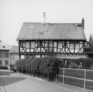 Weilmünster, Schulstraße 2