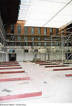Baustelle Sächsische Landesbibliothek - Staats- und Universitätsbibliothek Dresden, Zentralbibliothek. Innenausbau, Zentraler Lesesaal : Dresden-Räcknitz, Zellescher Weg 18. Baustelle Sächsische Landesbibliothek - Staats- und Universitätsbibliothek Dresden, Zentralbibliothek. Innenausbau, Zentraler Lesesaal