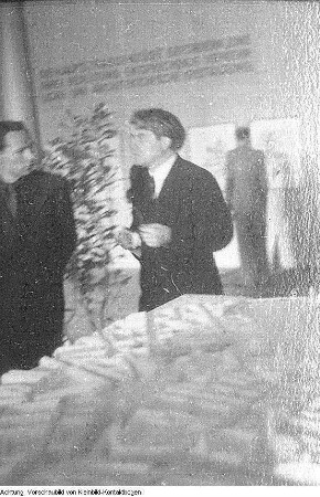 Dresden, Kurt-Fischer Platz (Olbrichtplatz), Nordhalle. Vorbereitungen zur Ausstellung "Das neue Dresden", 1946