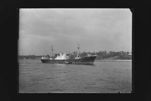 Duisburg (1951), Frachtschiff (reefer), Hamburg-Amerikanische Packetfahrt-Actien-Gesellschaft, Hamburg, Bau-Nr. 444