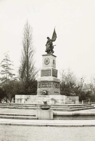 Platz der Einheit