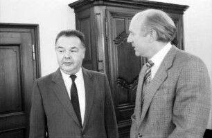 Freiburg: Französischer Konsul in Freiburg; Raymond Antonin Huleu Vorstellung bei Regierungspräsident Nothhelfer