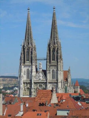 Regensburg - Domtürme : Die Türme des Domes. Aufgenommen am 16. Juli 2011 in Regensburg