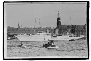 Savarona, Passagierschiff