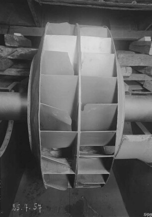 Industrie-Kraftwerk. Kessel 33 und 34, Laufrad für Saugzug : Lauta (Niederlausitz). Industrie-Kraftwerk. Kessel 33 und 34, Laufrad für Saugzug