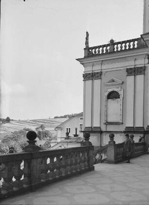 Polen. Schlesien. Albendorf. Wallfahrtskirche Mariä Heimsuchung, Terrasse