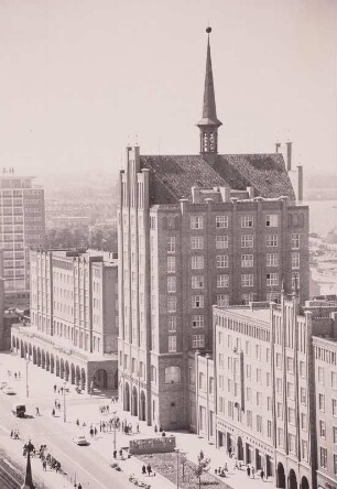 Rostock, Lange Straße : Rostock. Lange Straße. Blick vom Turm der Marienkirche