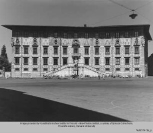 Palazzo dei Cavalieri, Palazzo della Carovana, Palazzo degli Anziani, Pisa