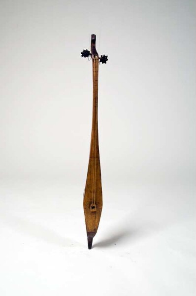 Bowl-necked lute