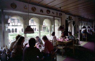 Feuchtwangen: Café im Kreuzgang, innen