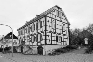 Ehem. Schulhaus; Usingen, Usinger Straße 38