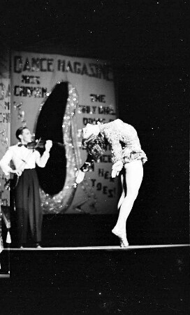 Wintergarten: Carmen Bell & Bell; Musik-Tanz-Akrobatik