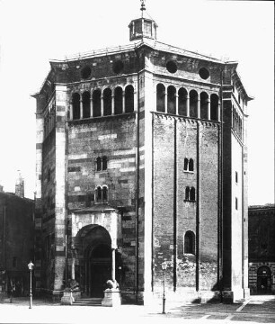Cremona, Baptisterium