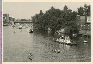 Wasserfestzug auf der Fulda beim Kasseler Volksfest -Zissel-, 1972