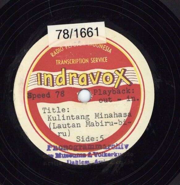 Titel A: "Kulintang Minahasa" (Lautan Mabiru-biru) Titel B: "Indonesia Raya"